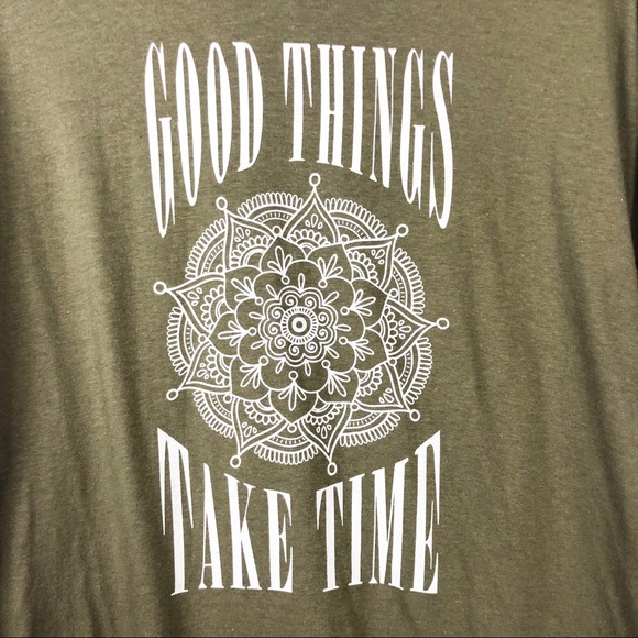 Freeze “Good Things Take Time” Green Top - Picture 2 of 6